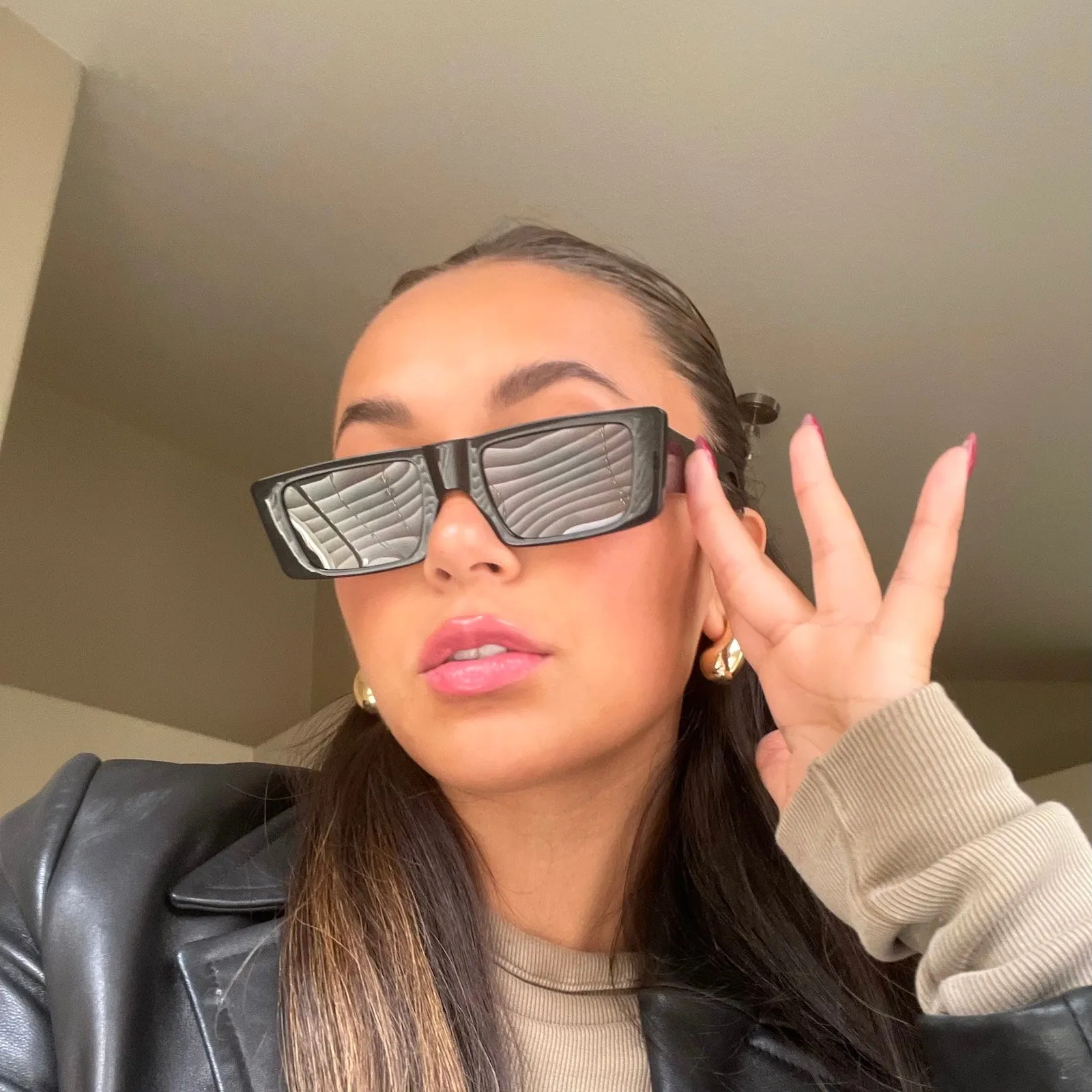 girls night - glossy black sunglasses