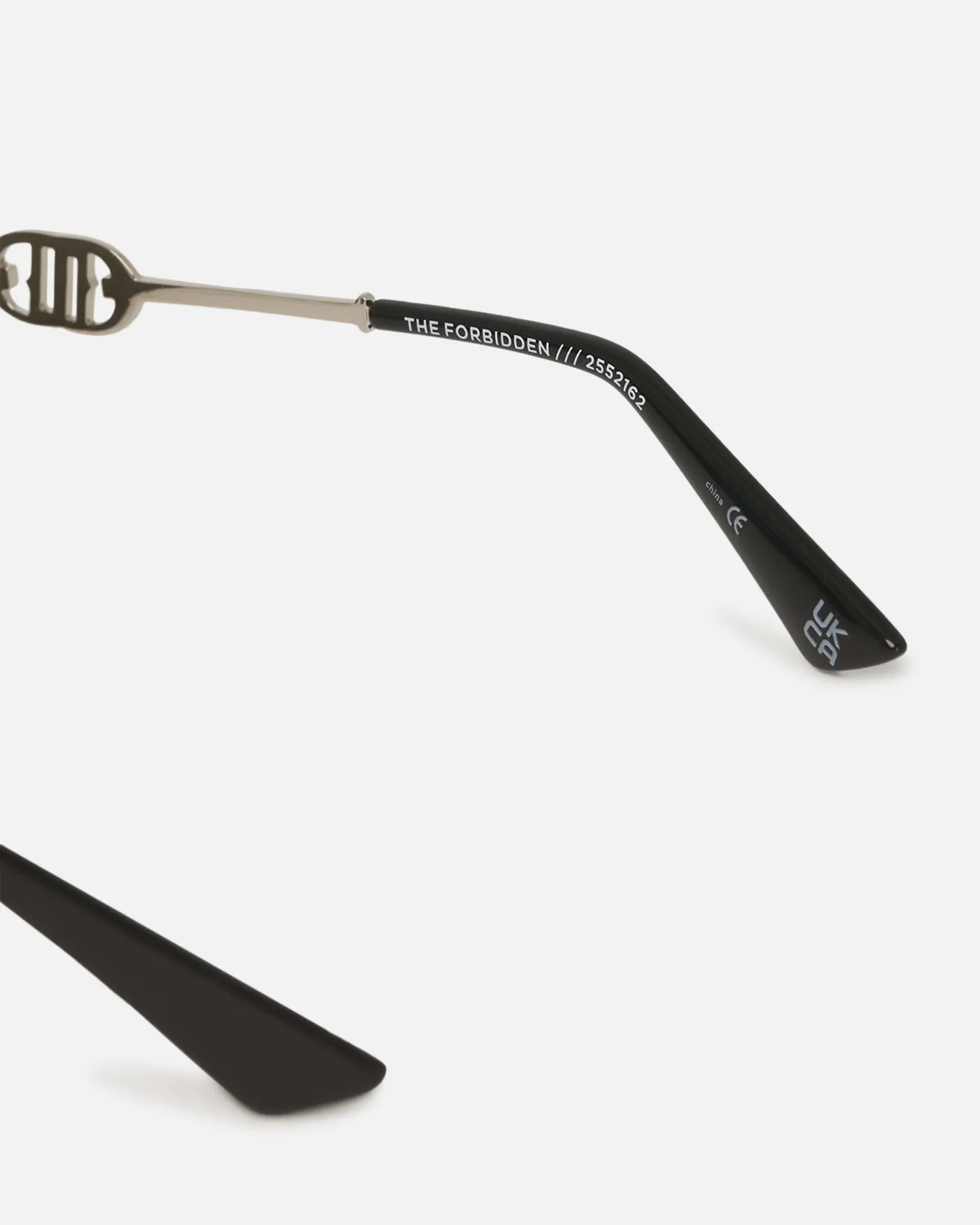 Le Specs The Forbidden 2 Sunglasses Silver