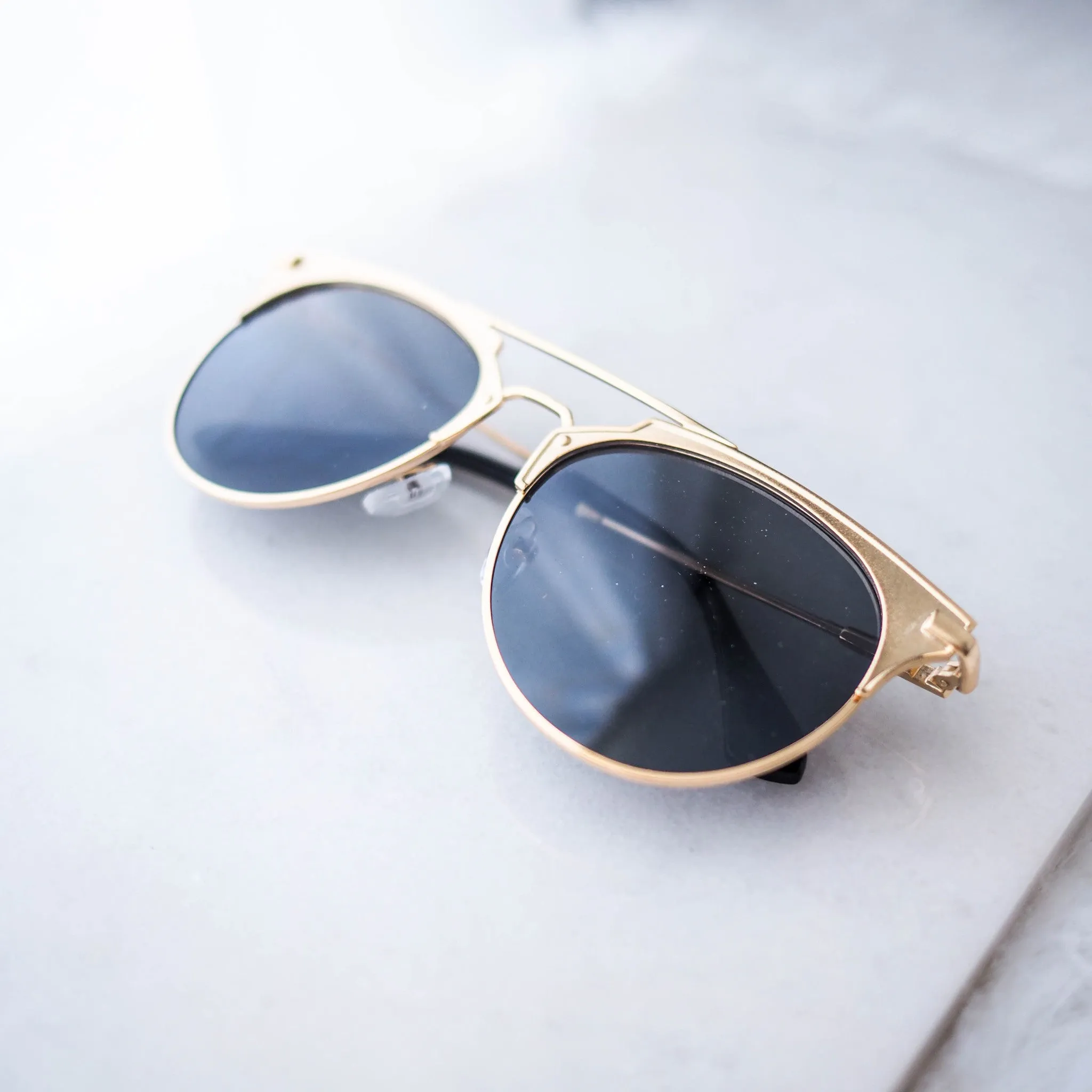 Moscow Retro Gold Frame Sunglasses