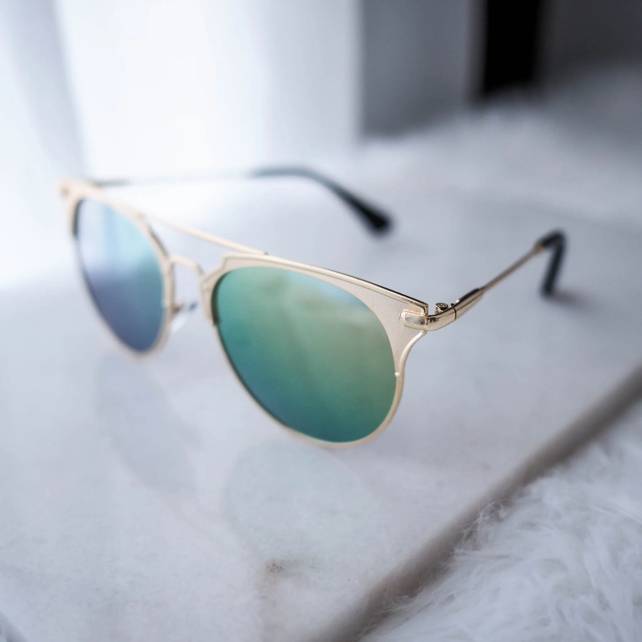 Moscow Retro Gold Frame Sunglasses
