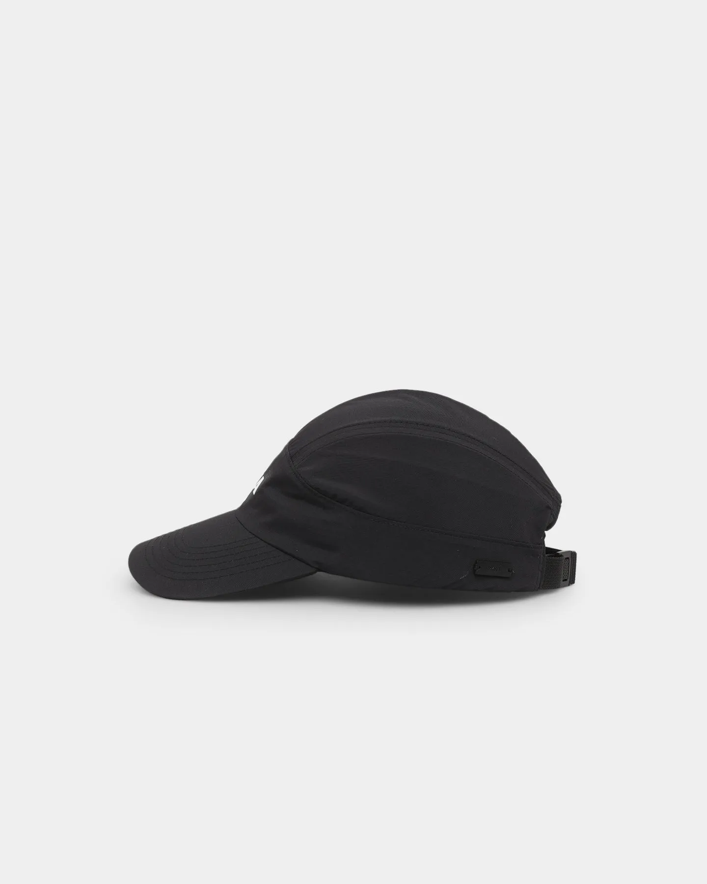 PYRA Roller Strapback Black