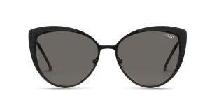 Quay Sunglasses - Sweet Darlin in Black/Smoke Lens